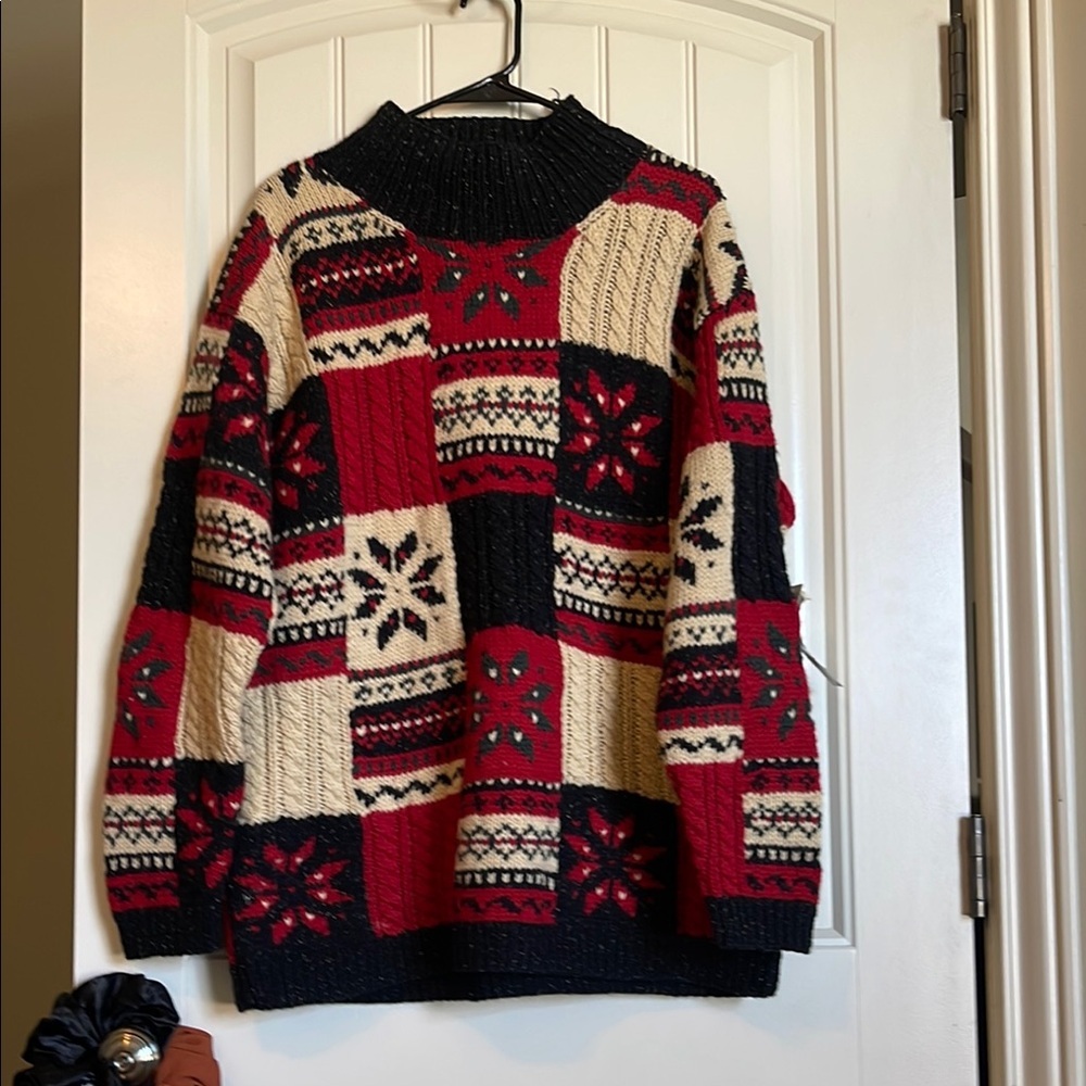 Vtg Jones New York Sweater Women Hand Knit Wool Heavy Holiday Red Green Cream